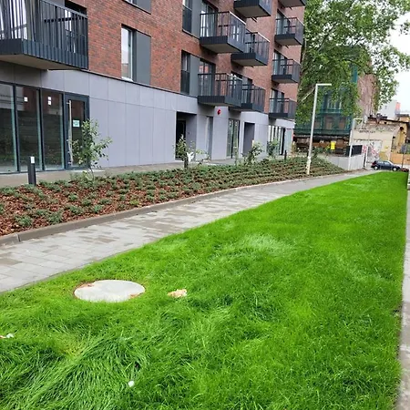 Sleep Well Madalinskiego Daire Wroclaw