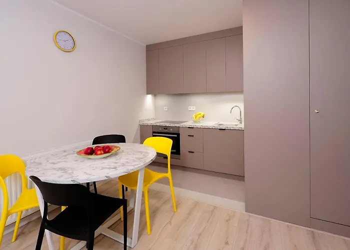 Sleep Well Madalinskiego *