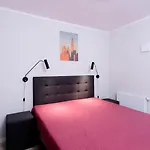 Διαμέρισμα Sleep Well Madalinskiego *
