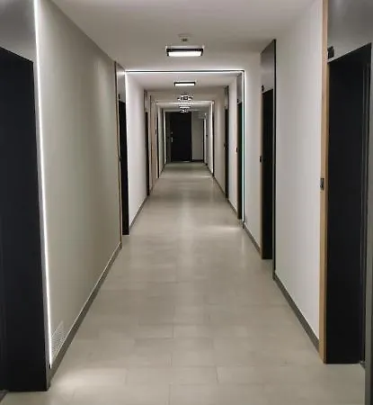 Sleep Well Madalinskiego *